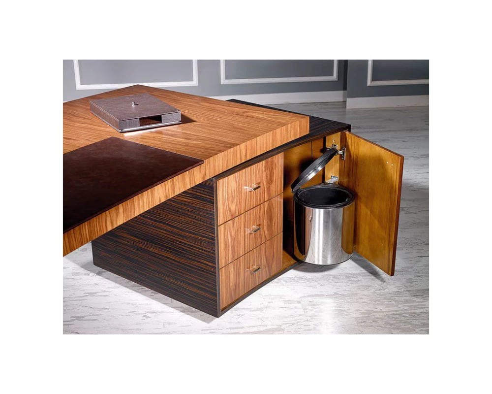 Стол руководителя с этажером Мерсин